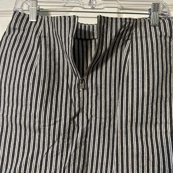 Hollister Striped Ultra High Rise Mini Skirt - Picture 14 of 16